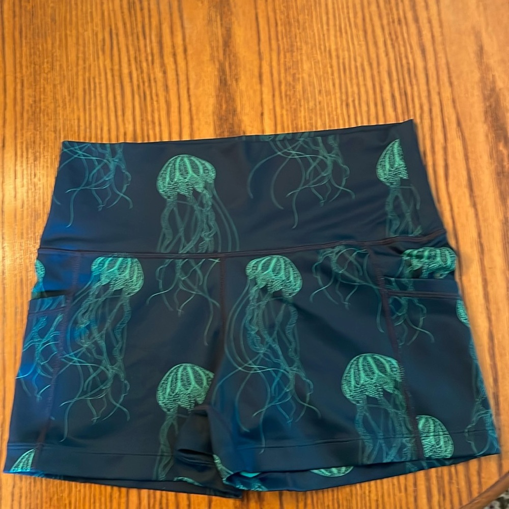 Like new! Constantly Varied Gear athletic shorts. Size smalll
